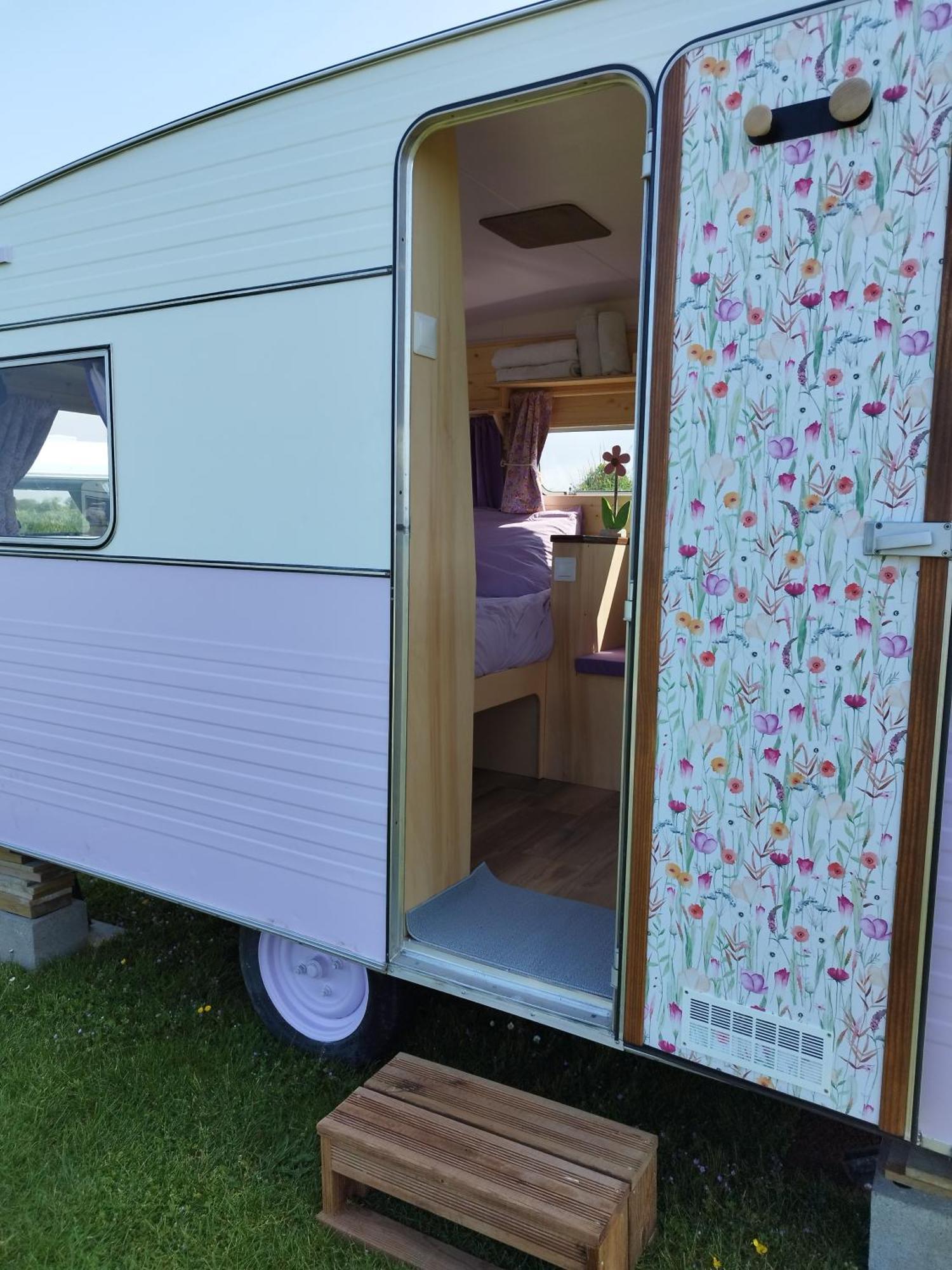 Camping Les Ronds Duval Face Aux Iles Anglo-Normandes Les Moitiers-d'Allonne Exterior foto